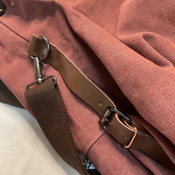 Red canvas style  bag - Picture 5 of 5